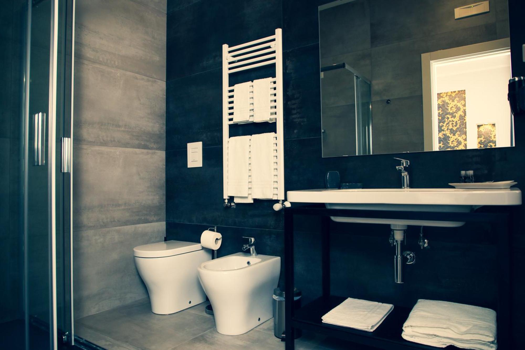 Principessa Isabella Luxury Rooms Salerno Eksteriør billede