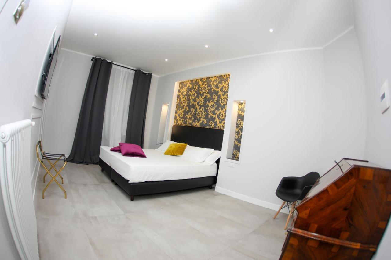 Principessa Isabella Luxury Rooms Salerno Eksteriør billede