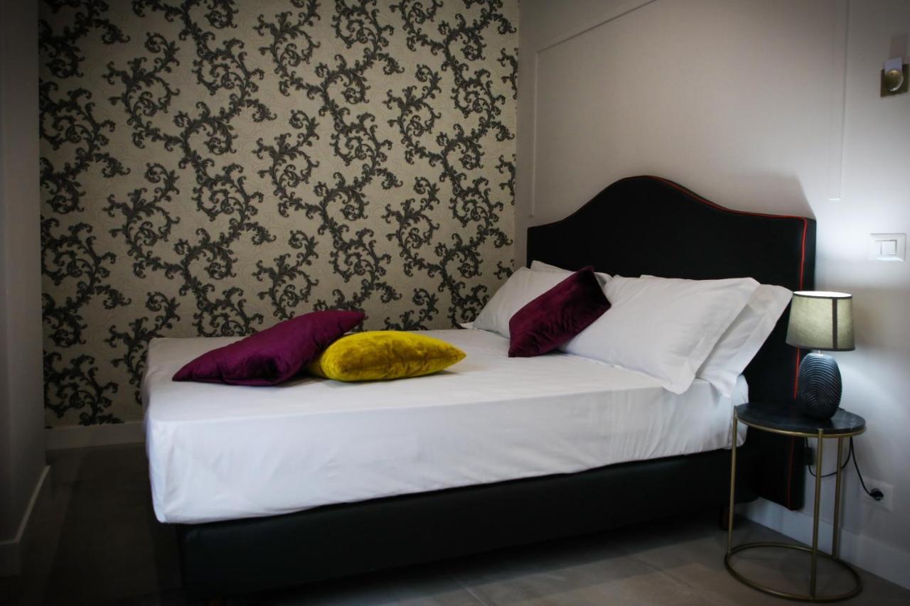 Principessa Isabella Luxury Rooms Salerno Eksteriør billede