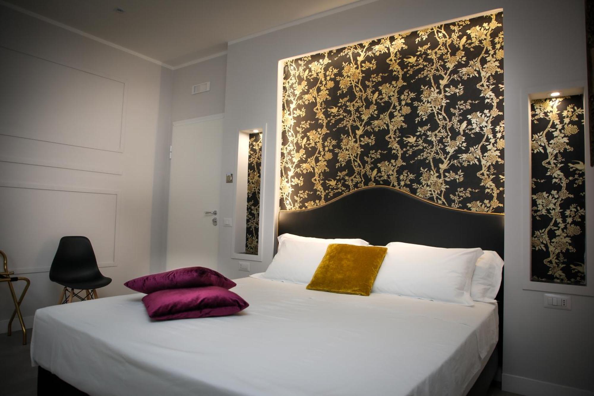 Principessa Isabella Luxury Rooms Salerno Eksteriør billede